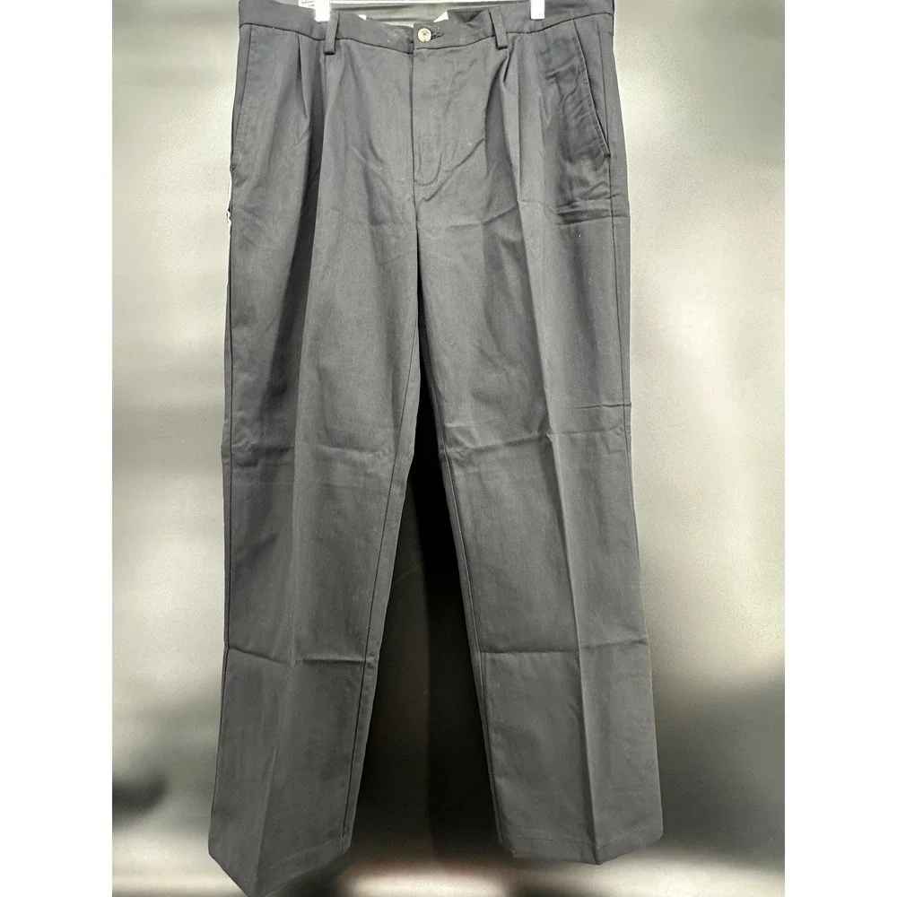 St. John's Bay Men's Black Dress Pants 40x32 Classic Fit Pleated Easy Care‎ NWT